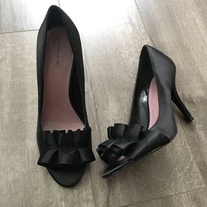 Tahari | NEW Black Ruffled Satin Peeptoe Heels